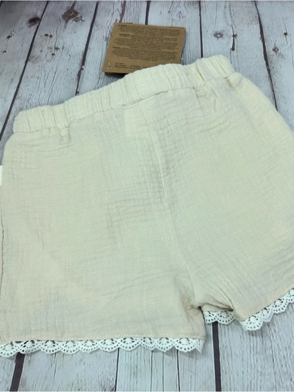 NWT rabbit + bear 2pc short set Embroidered floral Lace 3T boho cottage coquette